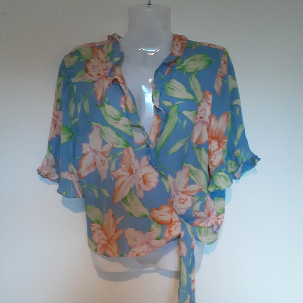 Exquisite Ralph Lauren Silk Floral Watercolour Wrap Around Blouse with Ruffles